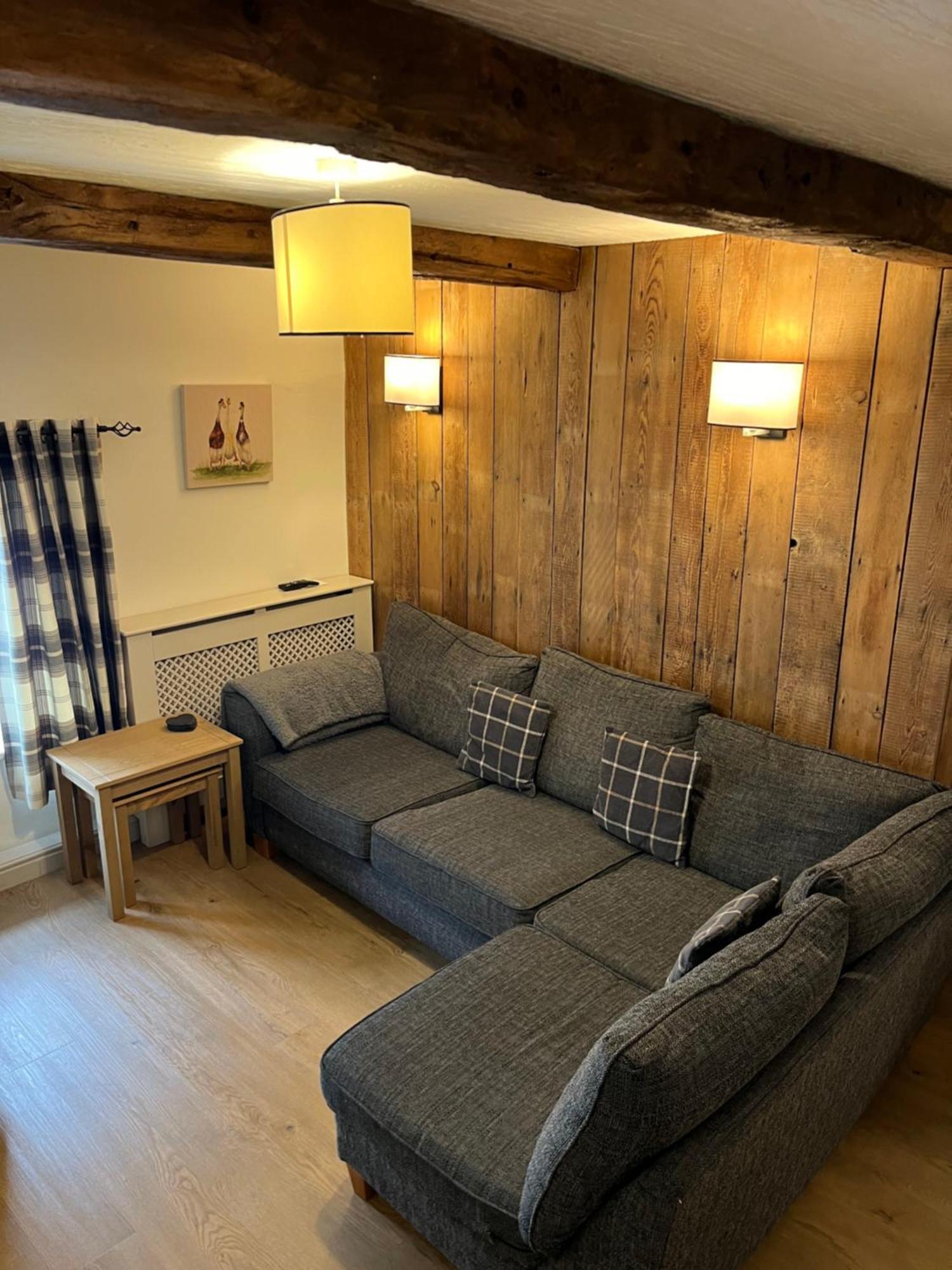 Апартаменты The Old Hay Loft Киркби-Лонсдейл Экстерьер фото